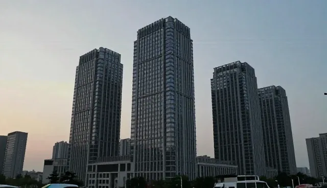 投资可行性研究报告中的数据准确性影响分析